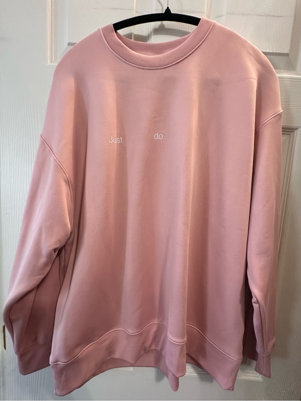 Nike Women’s Therma Fit Crewneck Sweatshirt